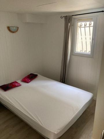 L'Appartement Du Micocoulier Salon-de-Provence Buitenkant foto